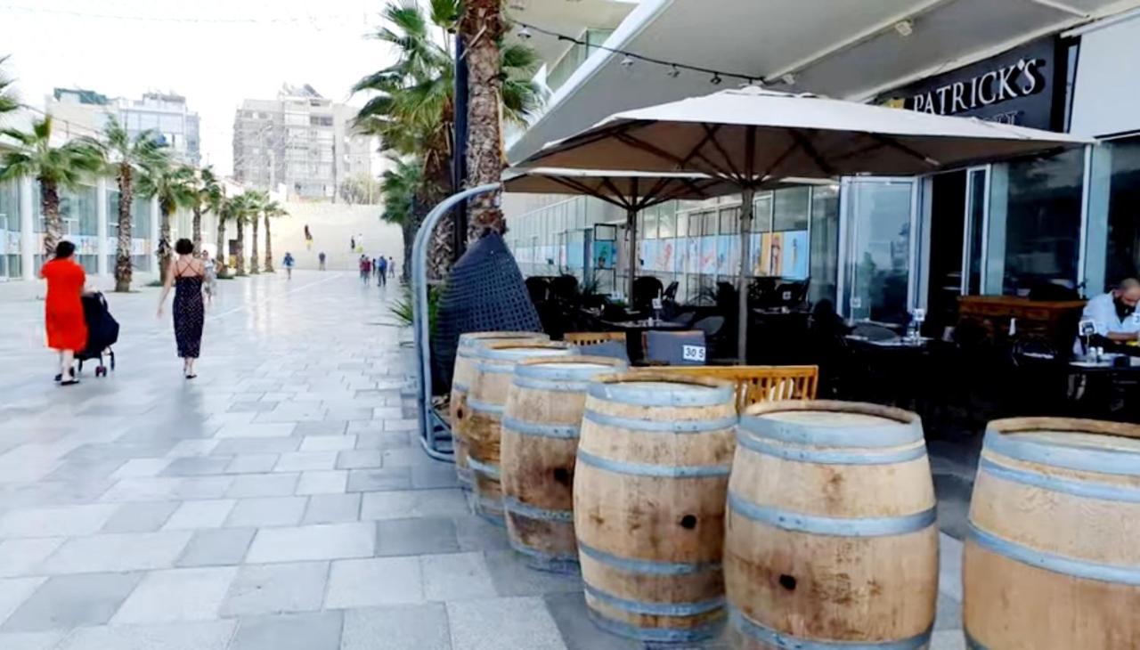 7 Hotel Apartment Short Time Tlv Bat Yam Exteriör bild
