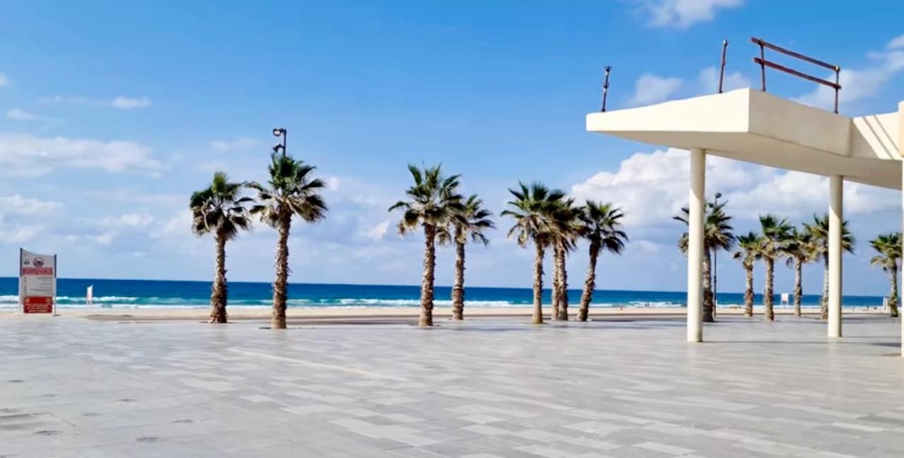 7 Hotel Apartment Short Time Tlv Bat Yam Exteriör bild