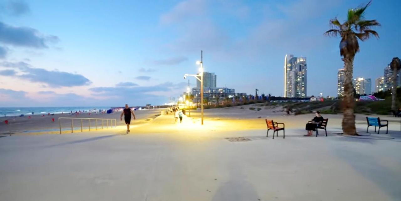 7 Hotel Apartment Short Time Tlv Bat Yam Exteriör bild
