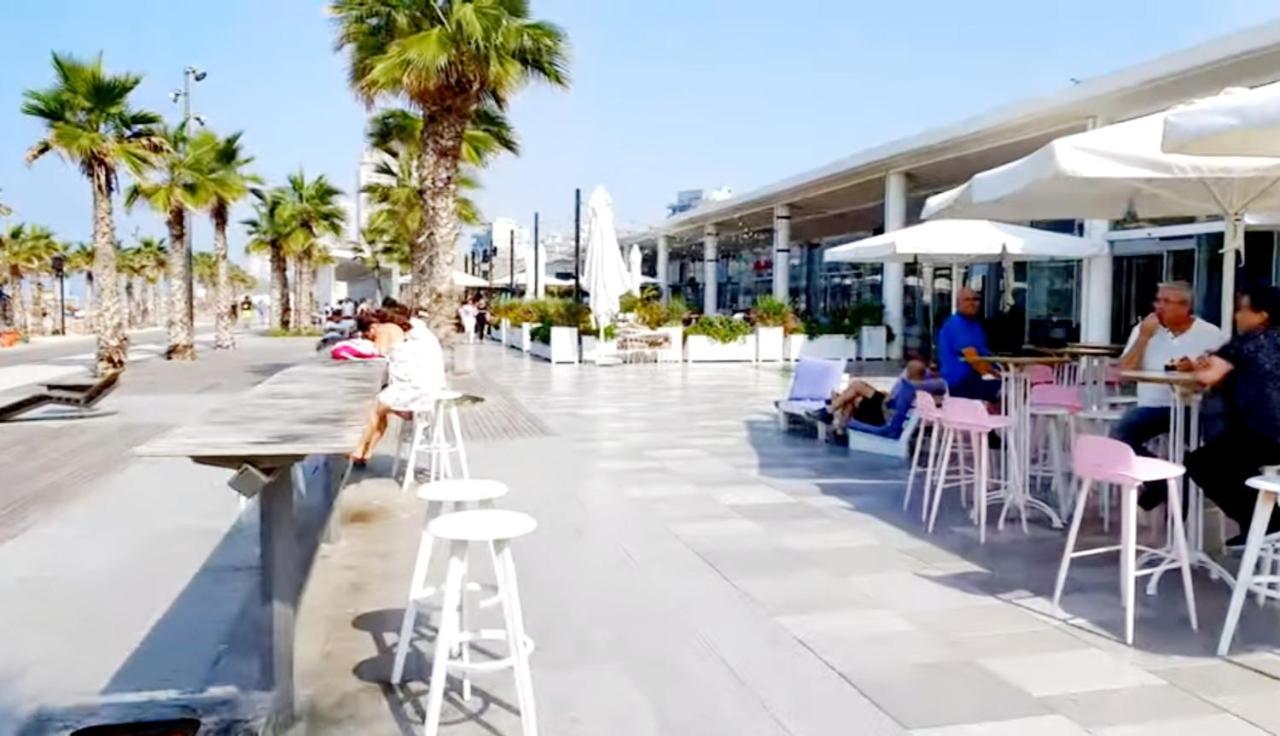 7 Hotel Apartment Short Time Tlv Bat Yam Exteriör bild